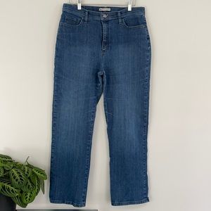 Closet closing 4/15, make offer! Lee Classic Fit Straight Leg Jean 14 Short